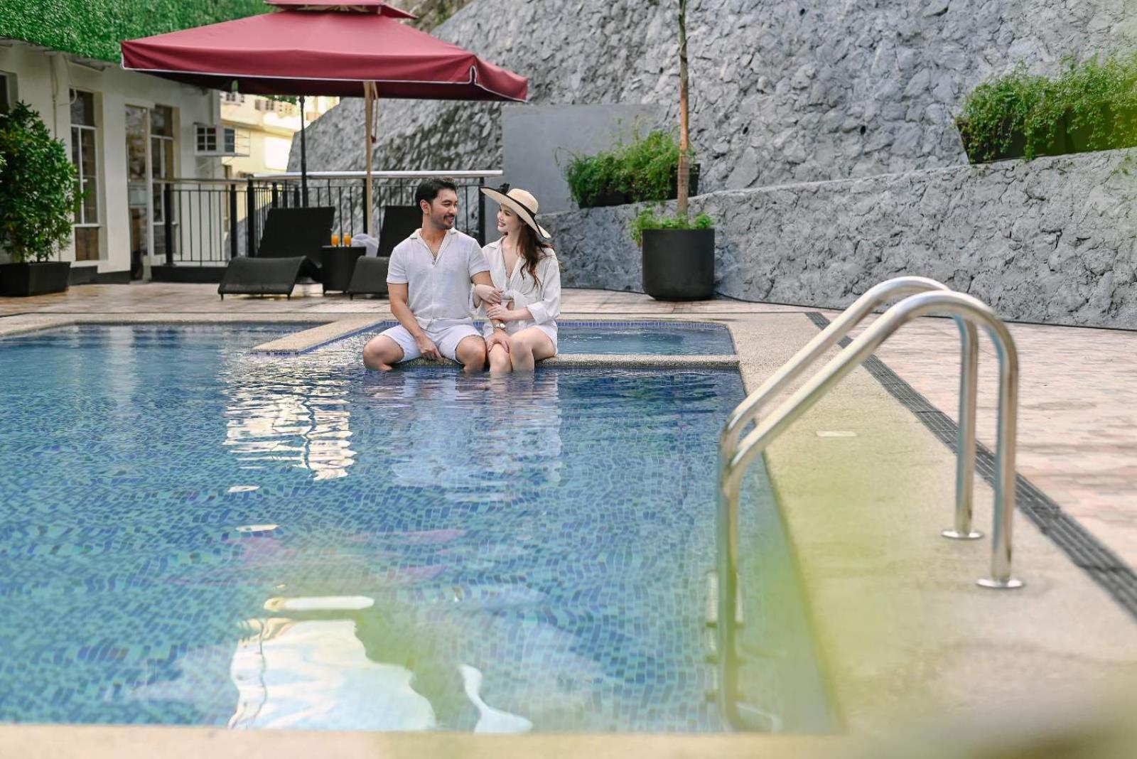Monaco Hotel Taytay  Buitenkant foto
